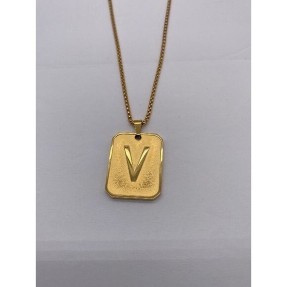 Alphabet V Necklace‎ Gold Tone - Picture 8 of 14
